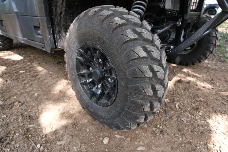 2024 Kawasaki MULE PROFXT 1000 LE METALLIC ONYX BLACKImage 16