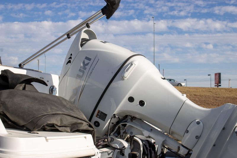 USED 2022 HURRICANE SS 192 COASTAL EDITION Image 7