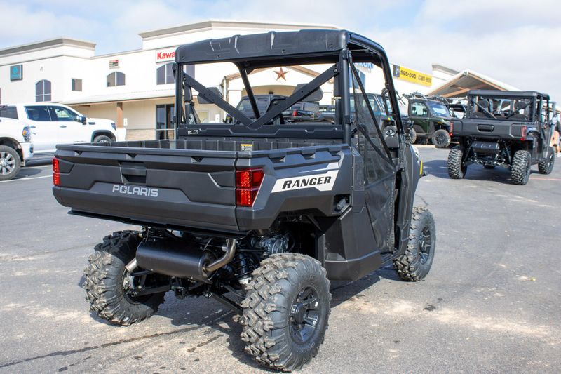 NEW 2026 POLARIS RANGER 1000 PREMIUM Image 4
