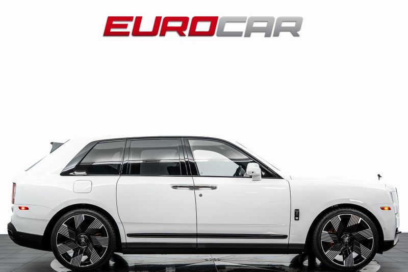 Used 2024 Rolls-Royce Cullinan Black Badge *BESPOKE INTERIOR*Image 7