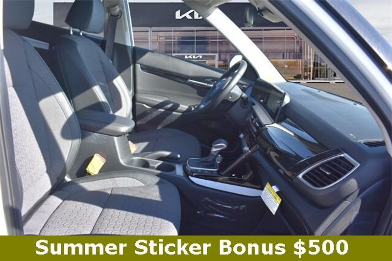 2025 Kia Seltos SImage 12