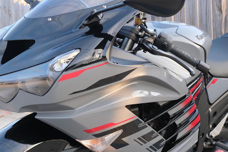 USED 2022 KAWASAKI NINJA ZX14R ABS Image 17