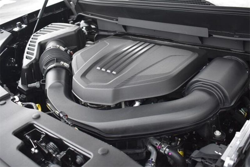 2025 Chevrolet Traverse LTImage 36