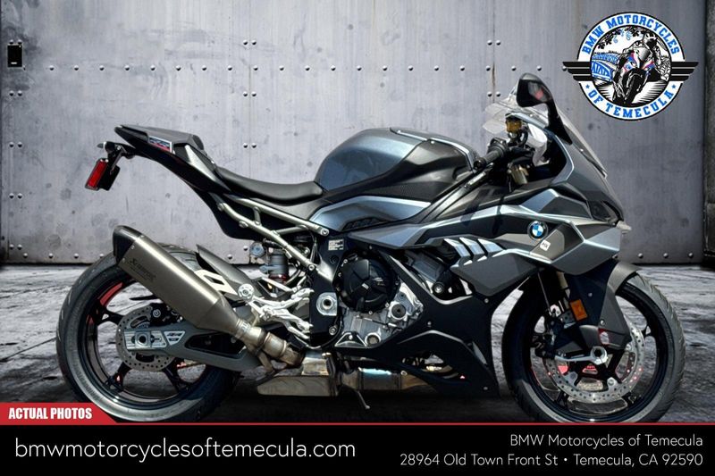 2025 BMW S 1000 RRImage 1