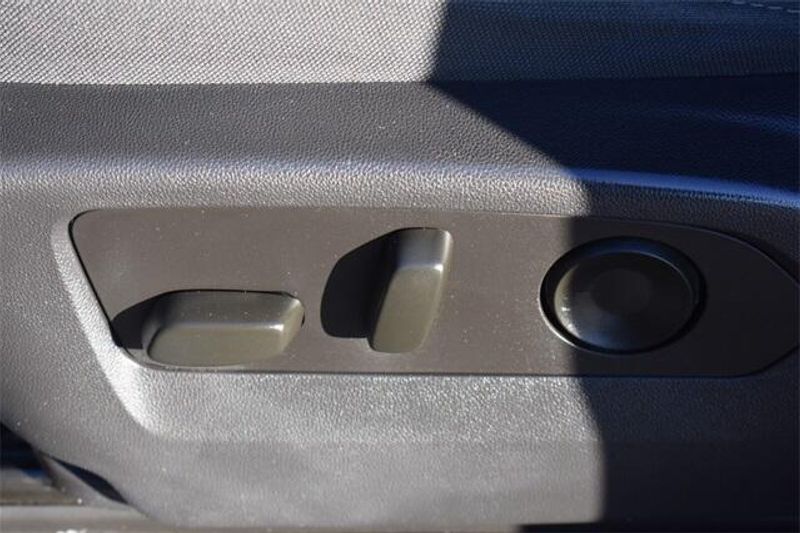 Used 2023 Chevrolet Silverado 1500 LTImage 23