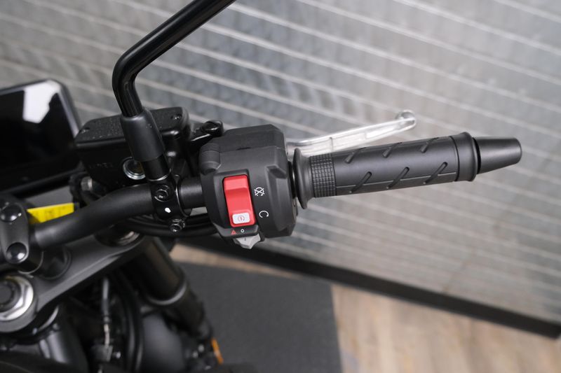 NEW 2025 HONDA CB750 HORNET Image 19