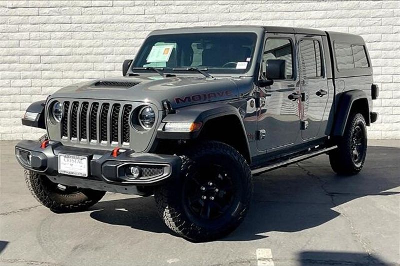 Used 2023 Jeep Gladiator MojaveImage 1