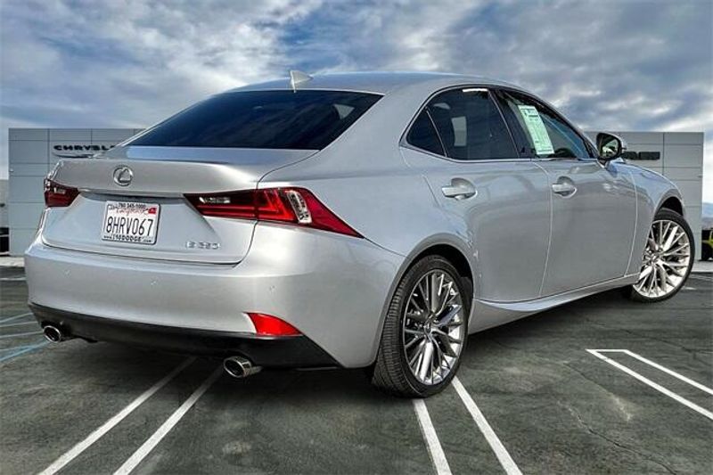 2015 Lexus IS 250 250Image 13