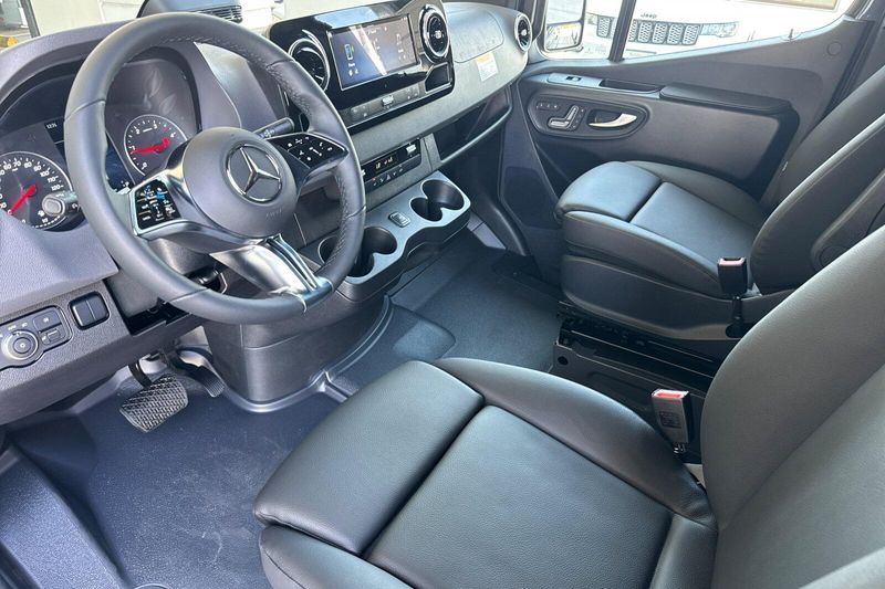 New 2026 Mercedes-Benz Sprinter 2500 Cargo 144 WBImage 7