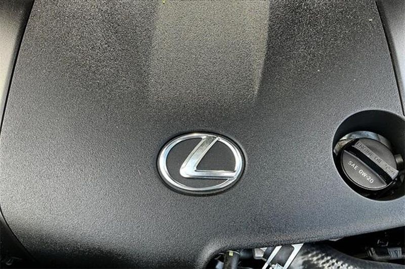 2015 Lexus IS 250 250Image 32