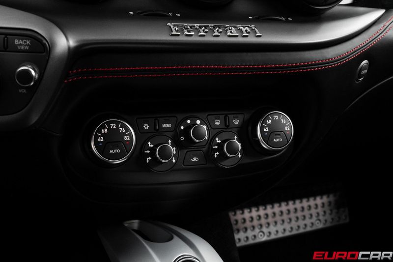 Used 2014 Ferrari F12 Berlinetta *CARBON FIBER LED STEERING WHEEL*Image 34