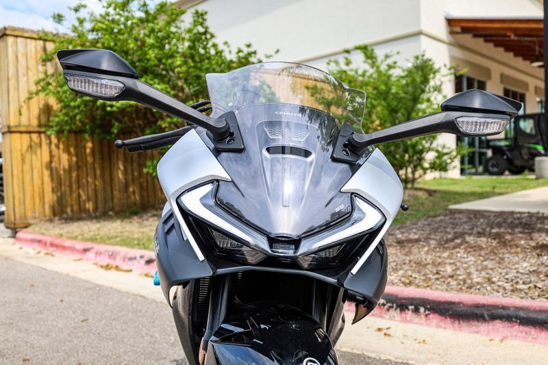 2025 CFMOTO 675 SS NEBULA BLACK Image 21