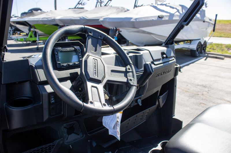 NEW 2025 POLARIS RANGER 1000 EPS Image 14
