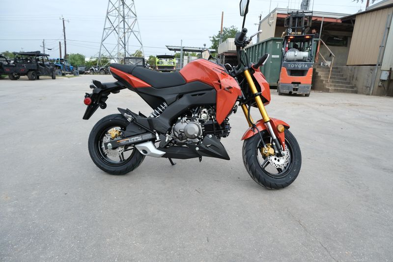 2025 Kawasaki Z125 PRO PEARL LAVA ORANGEImage 17