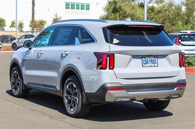 2025 Kia Sorento SImage 15