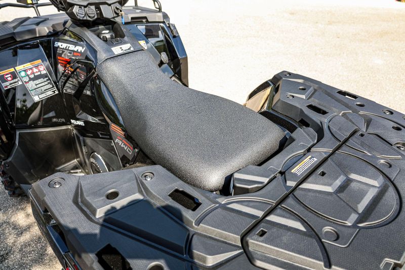 2025 Polaris SPORTSMAN TRAIL 570  ONYX BLACK Image 10