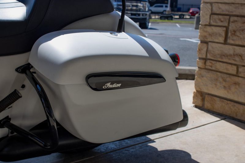 USED 2019 INDIAN MOTORCYCLE CHIEFTAIN DARK HORSE Image 17