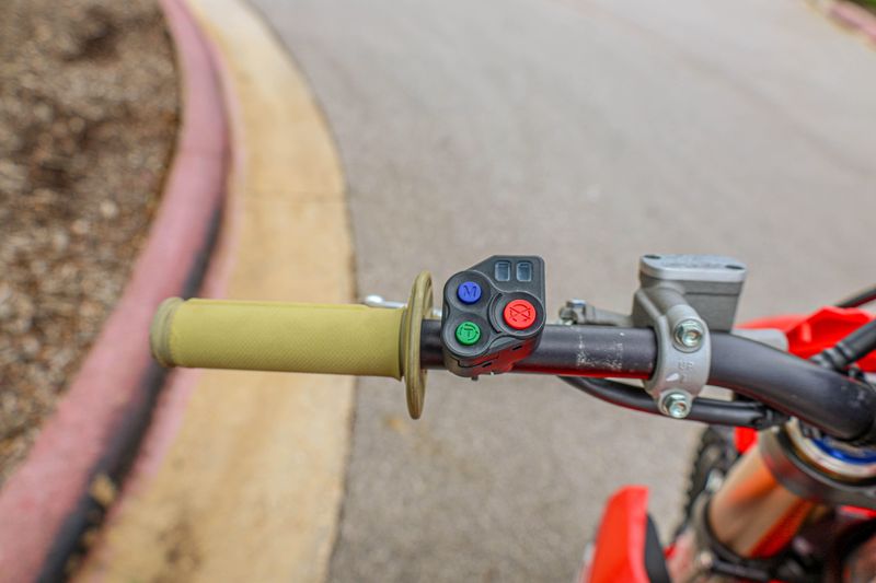 USED 2026 HONDA CRF 450RWE Image 17