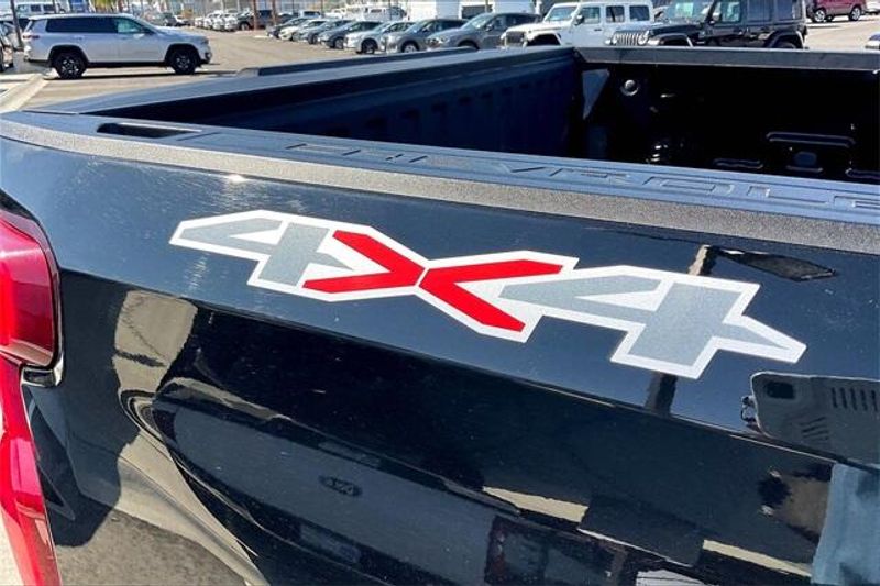 Used 2025 Chevrolet Silverado 1500 WTImage 27