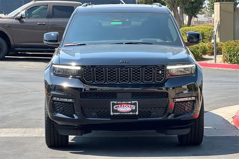 2025 Jeep Grand Cherokee L Summit Reserve photo 9