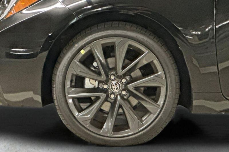 New 2025 Toyota Corolla SEImage 29