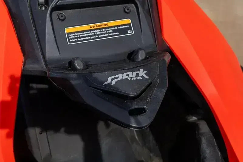 2025 SEADOO SPARK FOR 2 CONVENIENCE PACKAGE SUNRISE ORANGE AND DRAGON RED Image 10