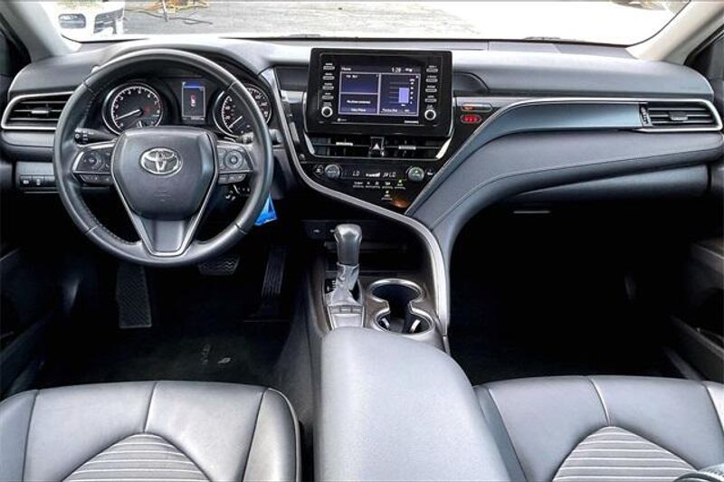 Used 2024 Toyota Camry SEImage 15
