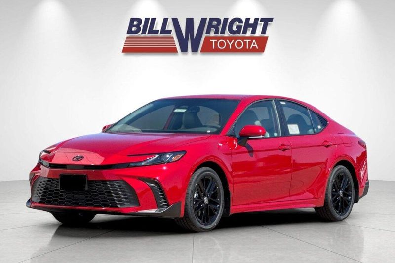 New 2026 Toyota Camry SEImage 7
