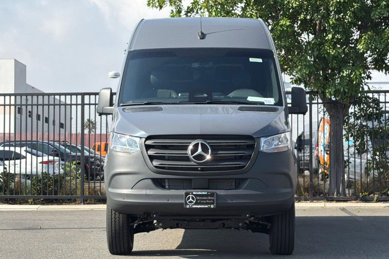 New 2026 Mercedes-Benz Sprinter 2500 Cargo 170 WBImage 6