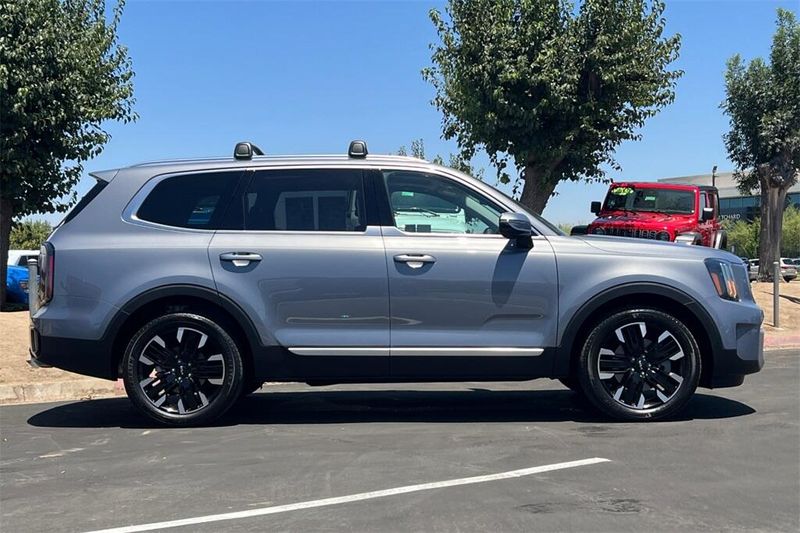 2024 Kia Telluride SX Prestige photo 3