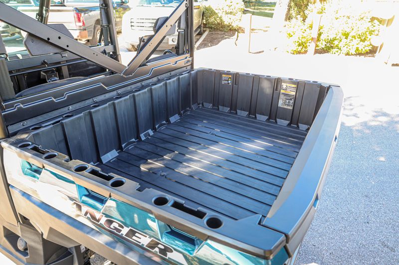 NEW 2026 POLARIS RANGER CREW XP 1000 PREMIUM Image 11