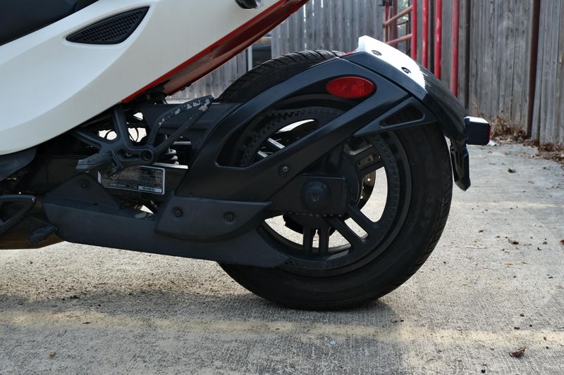 USED 2014 CAN-AM RD SPYDER RS S 991 Image 13