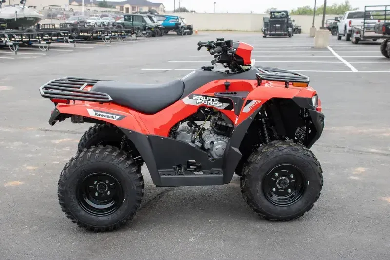 NEW 2026 KAWASAKI BRUTE FORCE 300 Image 2