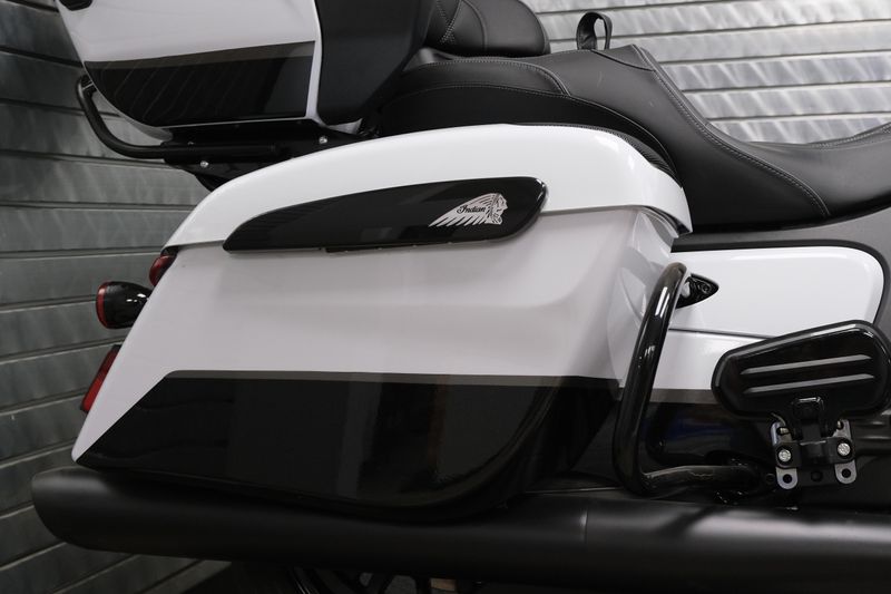 NEW 2025 INDIAN MOTORCYCLE PURSUIT DARK HORSE Image 12