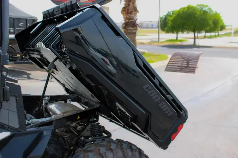 2025 Can-Am DEFENDER MAX LONE STAR HD10 STEALTH BLACK Image 19