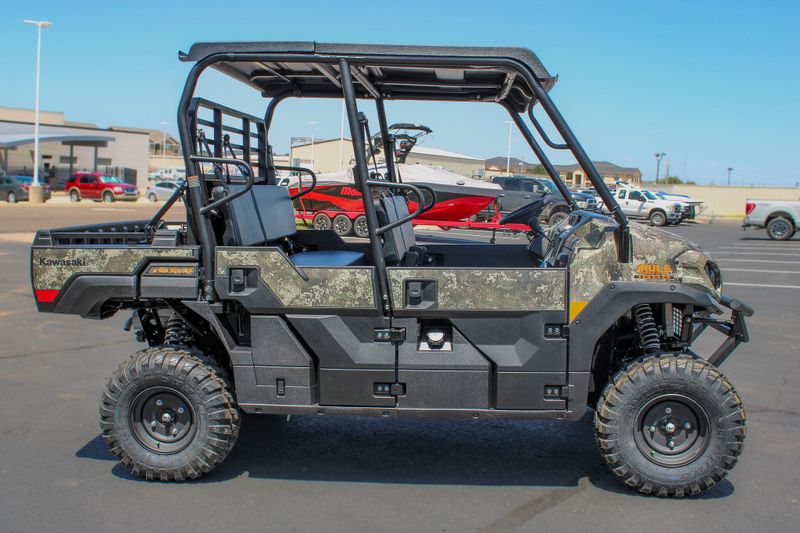 NEW 2026 KAWASAKI MULE PROFXT 1000 LE CAMO Image 3