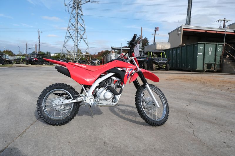 2025 Honda CRF 125F REDImage 12