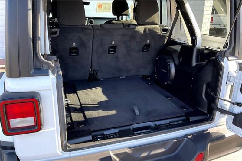 Used 2023 Jeep Wrangler SaharaImage 34