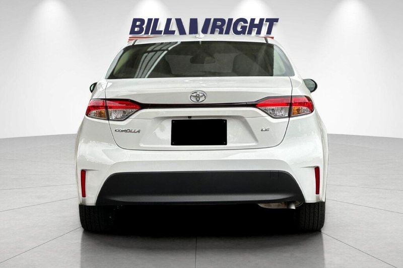 New 2027 Toyota Corolla LEImage 4