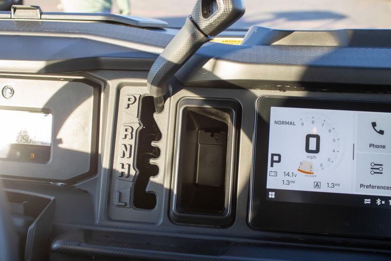 NEW 2026 CAN-AM DEFENDER MAX LONE STAR HD11 Image 24