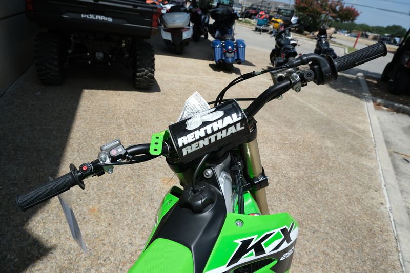 2024 Kawasaki KX250X LIME GREENImage 8