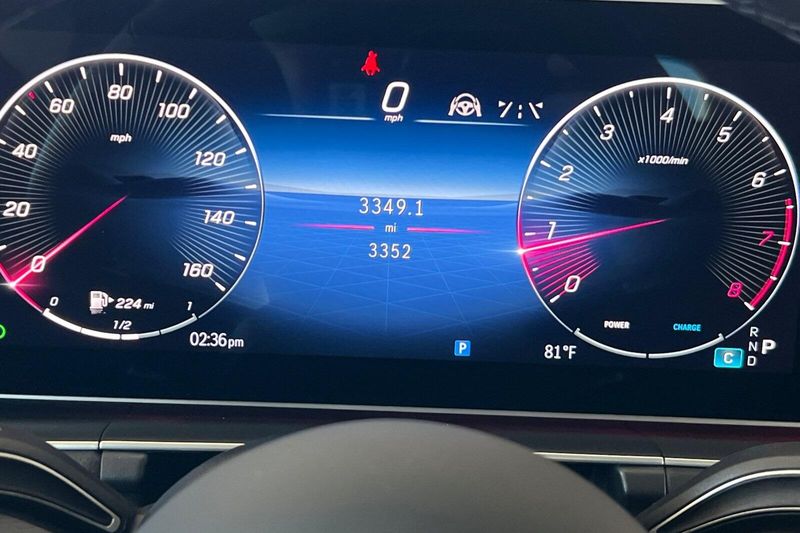 2025 Mercedes-Benz GLS 450Image 32