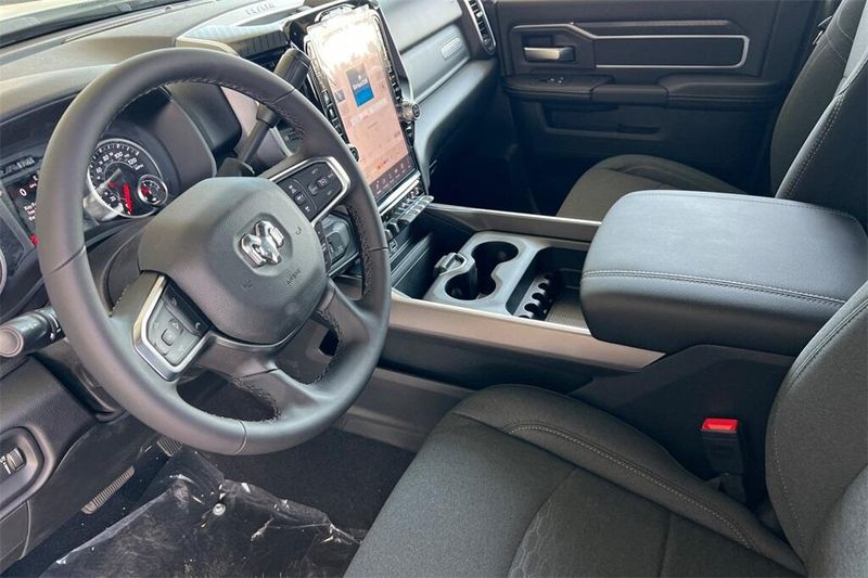 2026 Ram 2500 Big Horn photo 10
