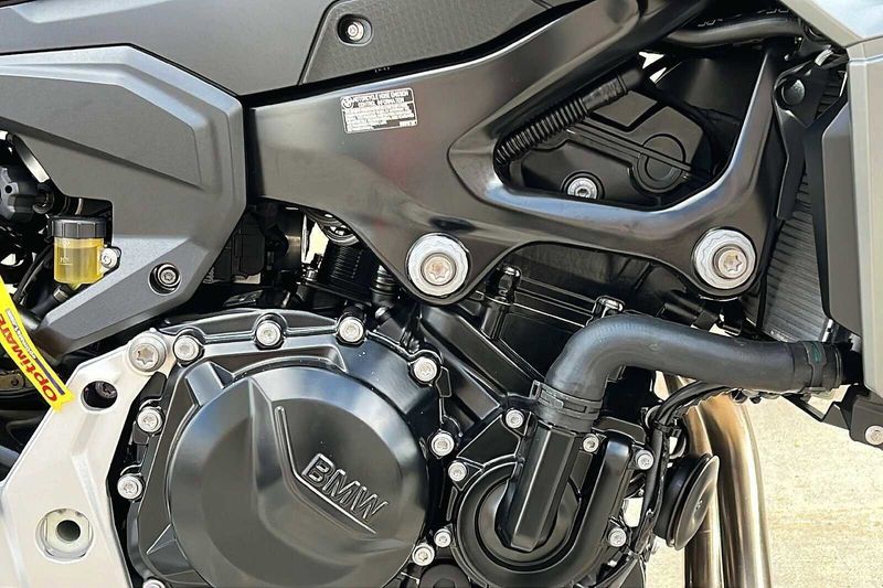 2023 BMW F 900 R in a BLACK STORM METALLIC exterior color. BMW Motorcycles of Temecula – Southern California 951-395-0675 bmwmotorcyclesoftemecula.com 