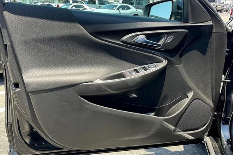 2023 Chevrolet Malibu LTImage 22