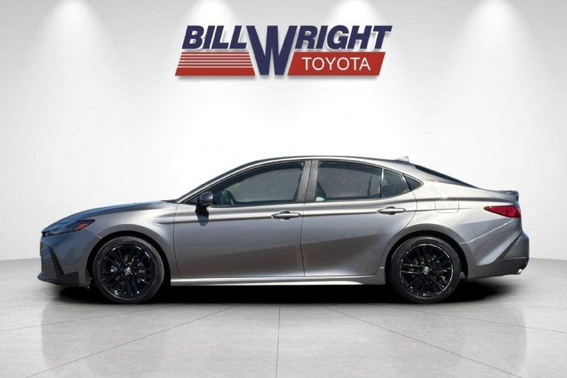 Used 2025 Toyota Camry SEImage 6