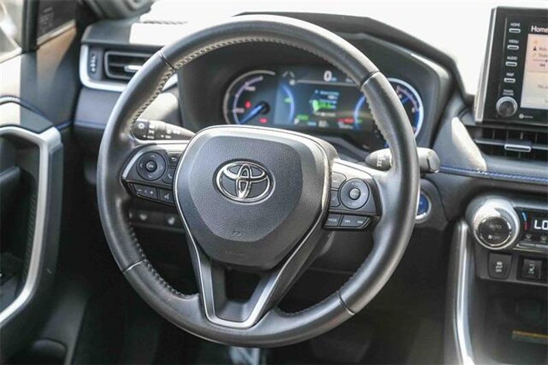 Used 2021 Toyota RAV4 Hybrid XSEImage 16