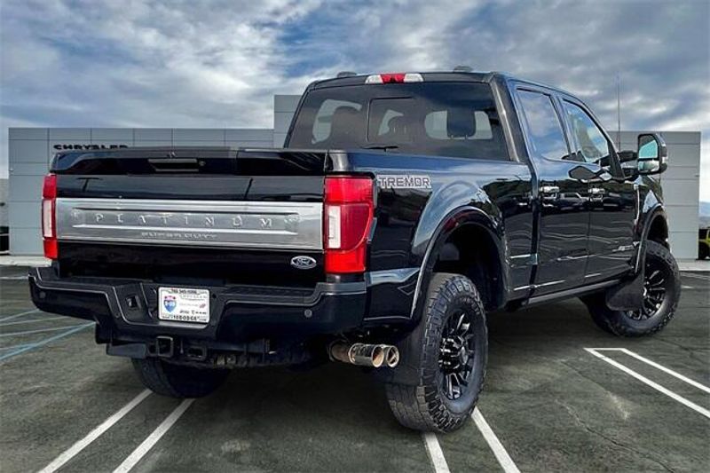 2022 Ford F-350 PlatinumImage 13