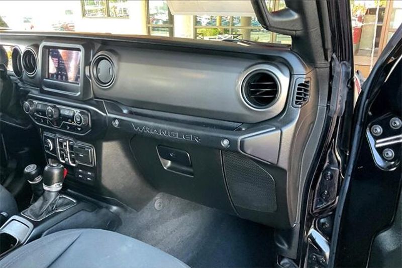 2021 Jeep Wrangler Unlimited Sport SImage 16