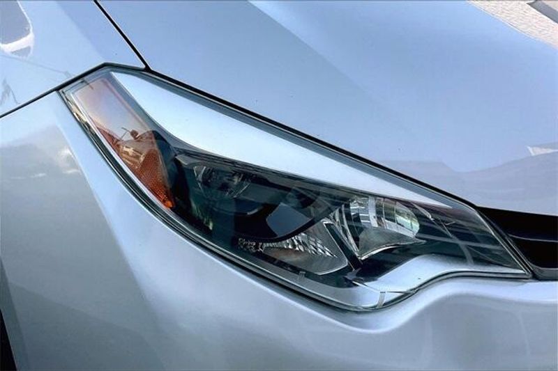 2016 Toyota Corolla LEImage 27